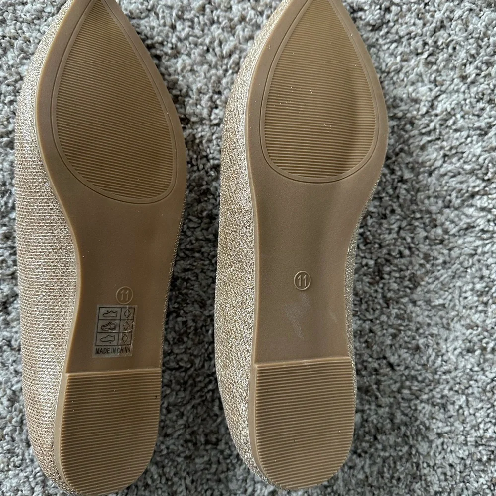 Shein Women’s Size 11 Gold Glitter Sparkle Flats - Picture 5 of 5